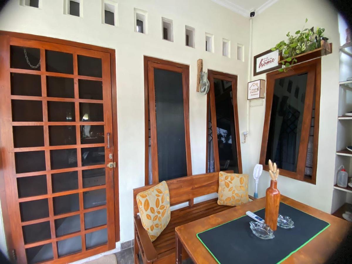 Coliving Jogja Sweet Home Kost Lengkap Di Jogjakarta Экстерьер фото
