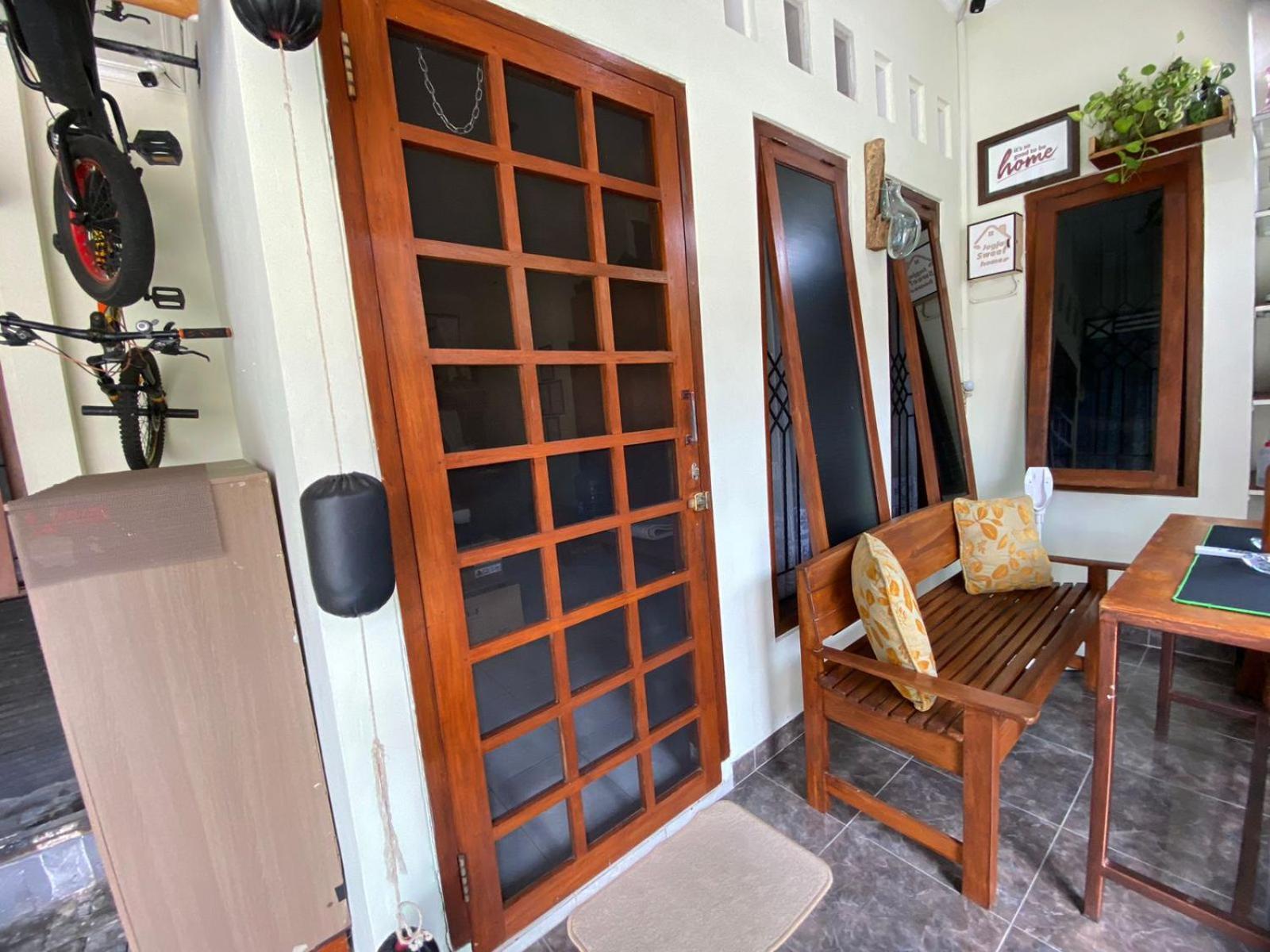 Coliving Jogja Sweet Home Kost Lengkap Di Jogjakarta Экстерьер фото