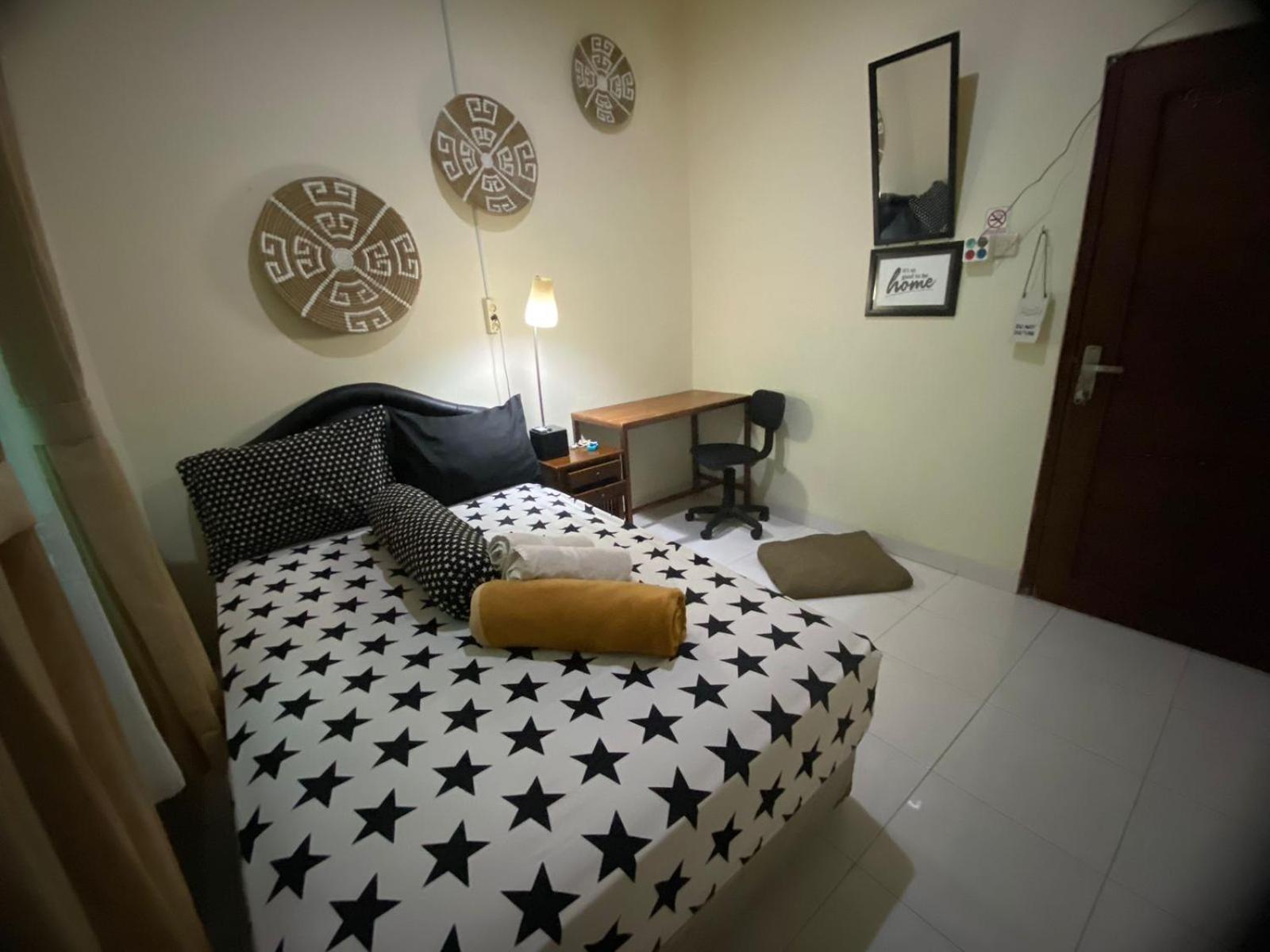 Coliving Jogja Sweet Home Kost Lengkap Di Jogjakarta Номер фото