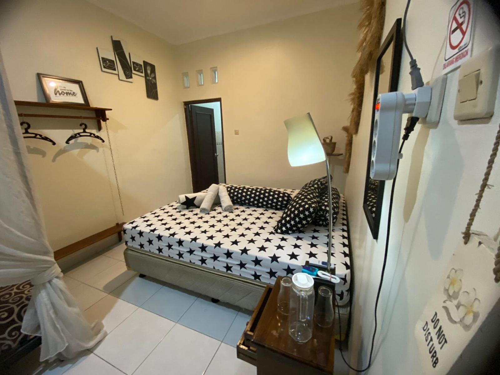 Coliving Jogja Sweet Home Kost Lengkap Di Jogjakarta Номер фото