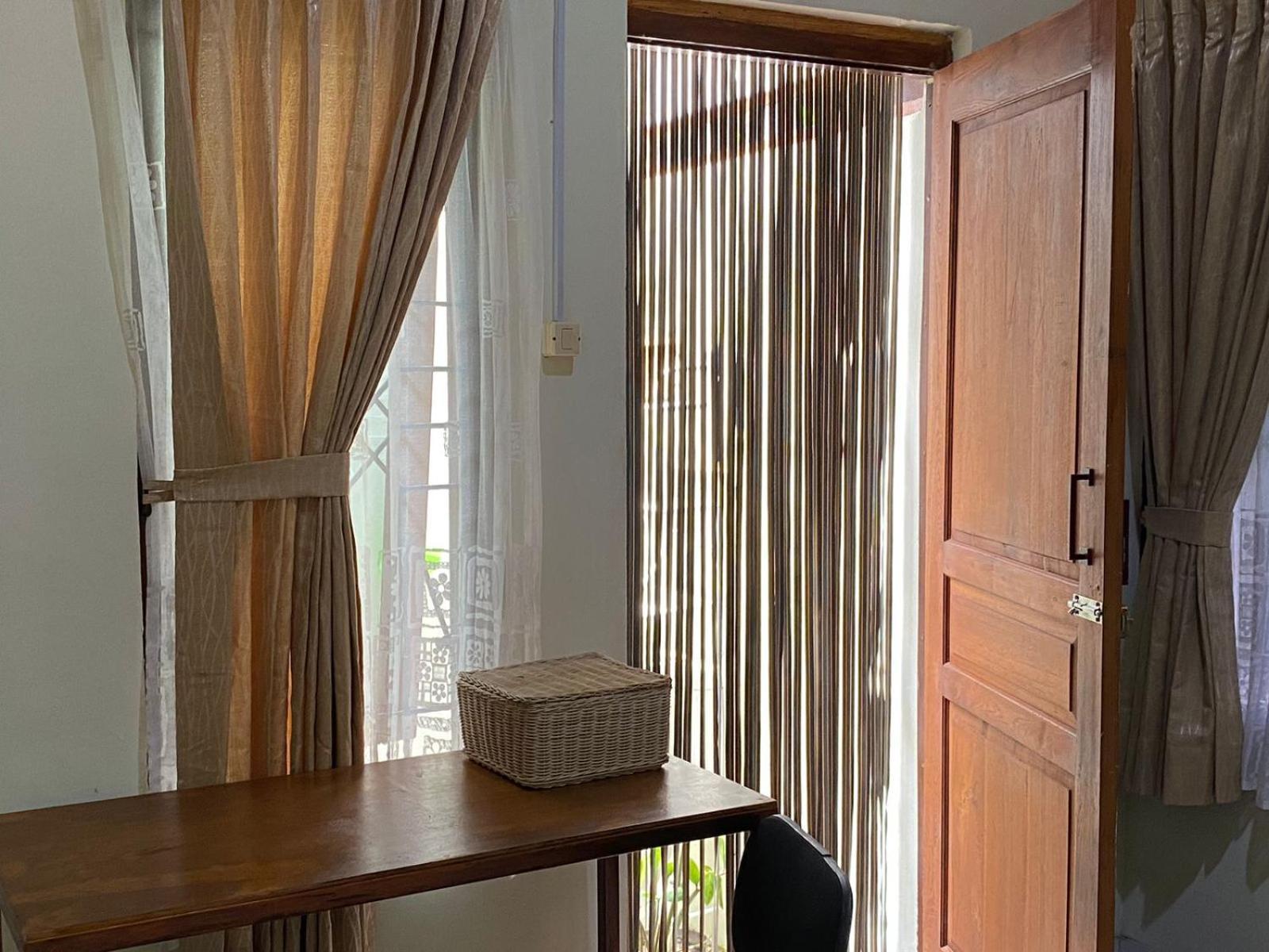 Coliving Jogja Sweet Home Kost Lengkap Di Jogjakarta Номер фото
