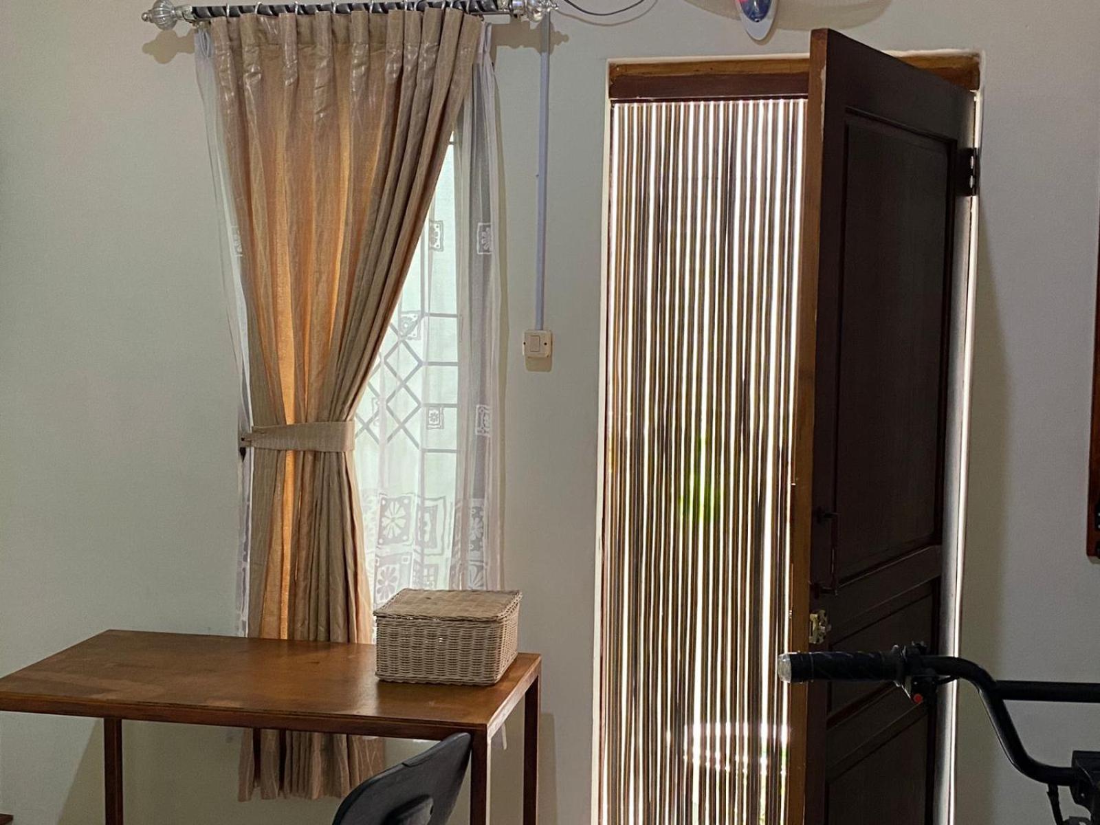 Coliving Jogja Sweet Home Kost Lengkap Di Jogjakarta Номер фото
