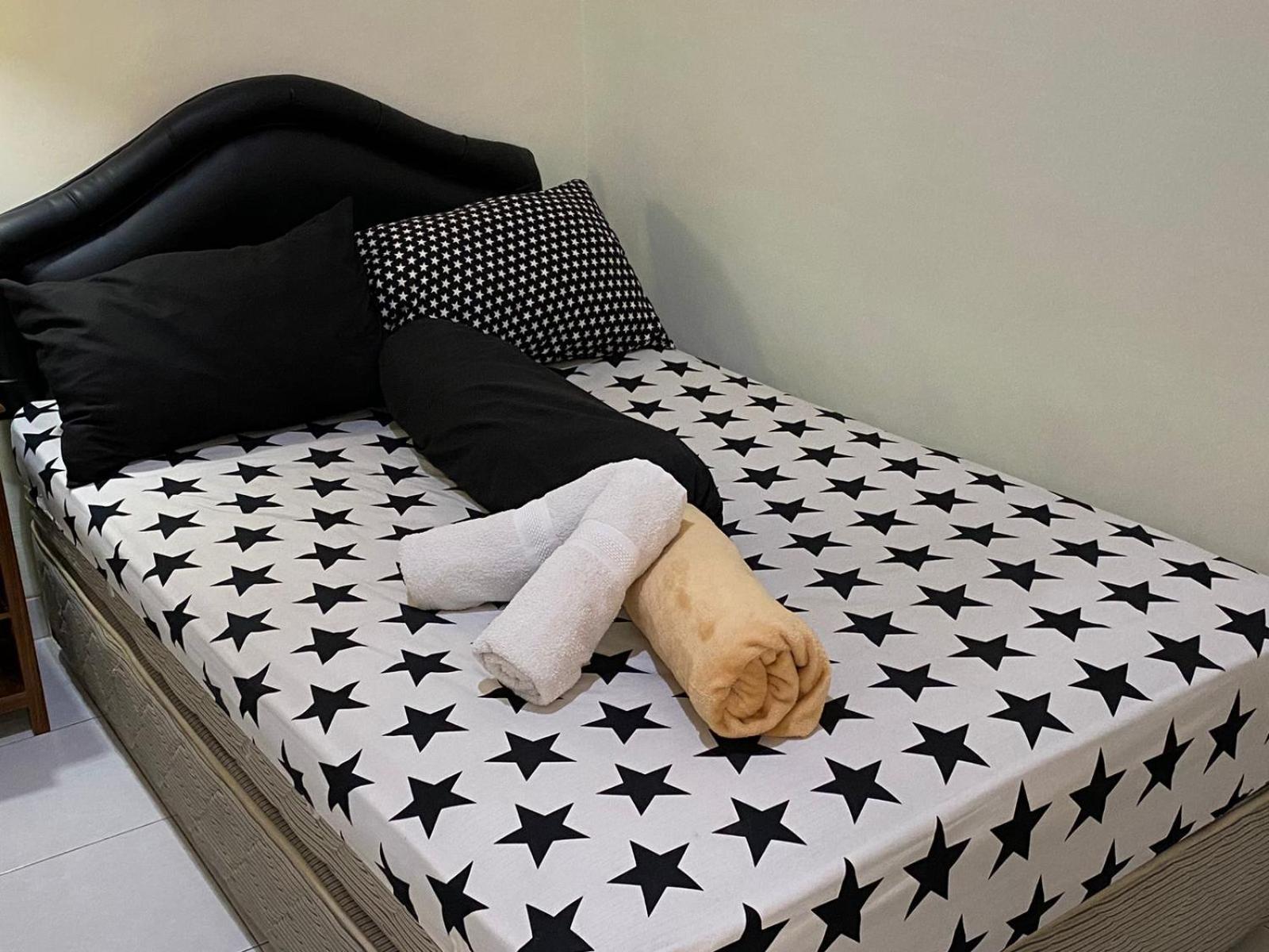 Coliving Jogja Sweet Home Kost Lengkap Di Jogjakarta Номер фото