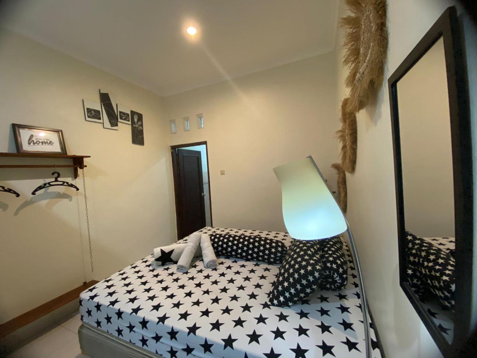 Coliving Jogja Sweet Home Kost Lengkap Di Jogjakarta Номер фото