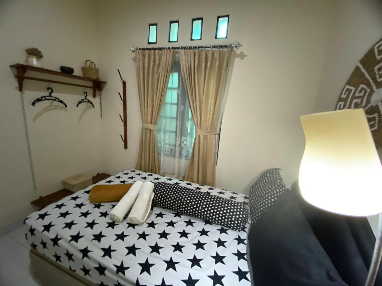 Coliving Jogja Sweet Home Kost Lengkap Di Jogjakarta Номер фото